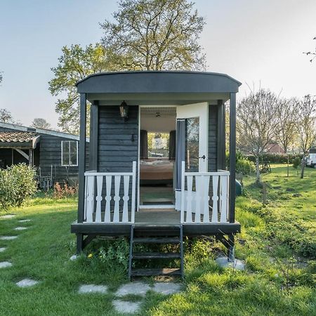Pipowagen Elsebein Groningen Westerwolde Unieke Ligging Met Eigen Tuin En Vrij Uitzicht Over Veld Naar Natuurgebied Onstwedde Dış mekan fotoğraf